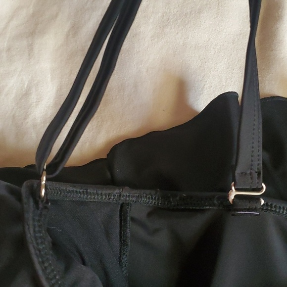 One Shoulder Ruffle One piece Swimsuit - Picture 4 of 13